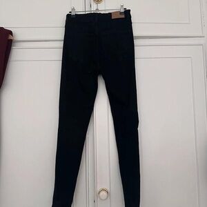 Zara black high-waisted skinny tight jeans